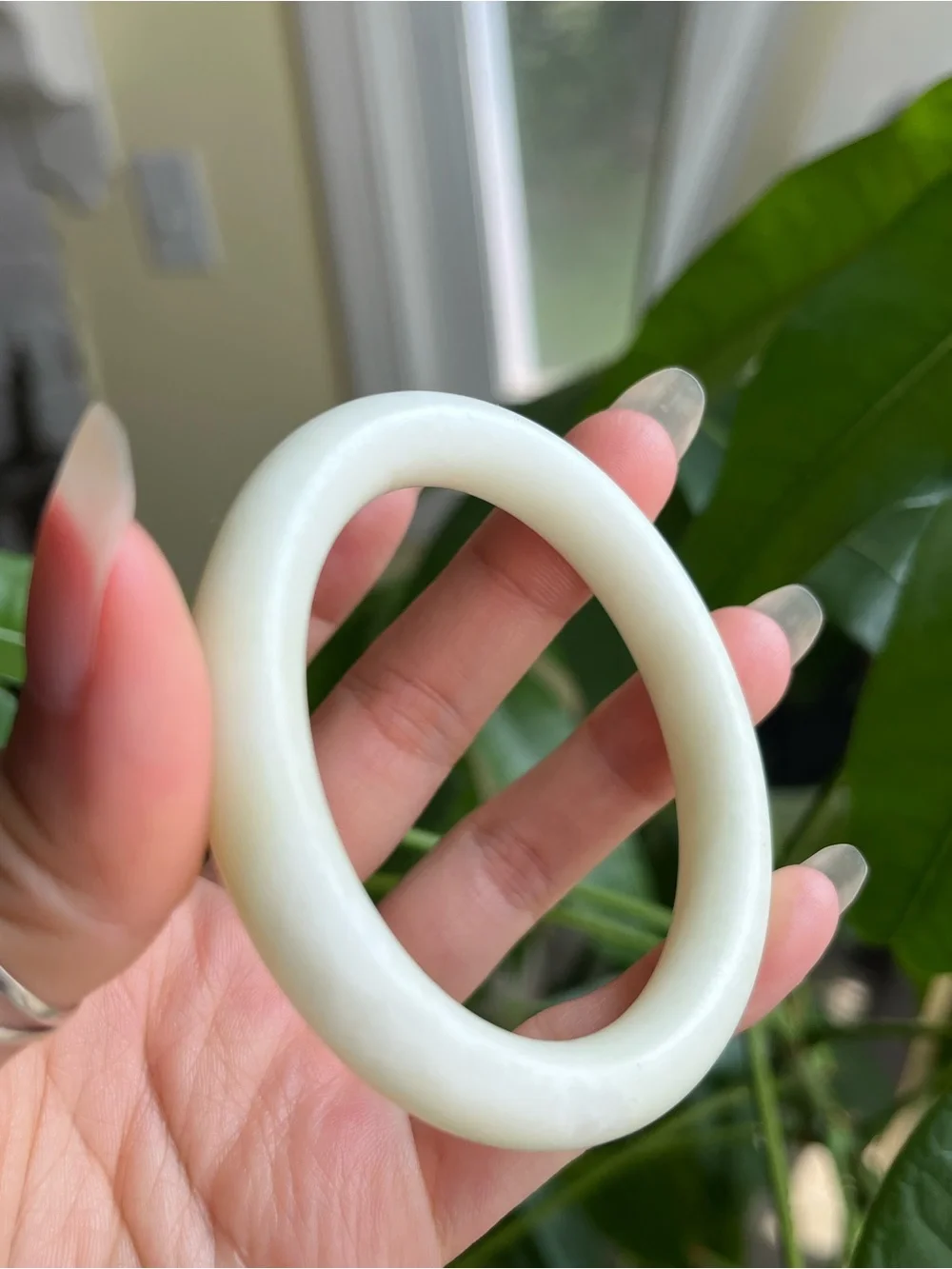 Xiu Jade Bangle Bracelet Light Creamy White - XS D: 52.2-52.4mm